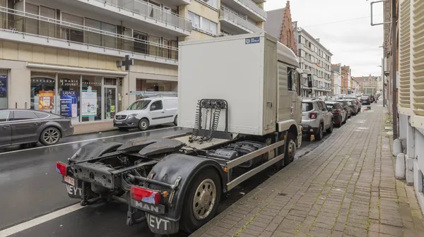 1762332250-LR - Parking Portois, 9600 Ronse-007